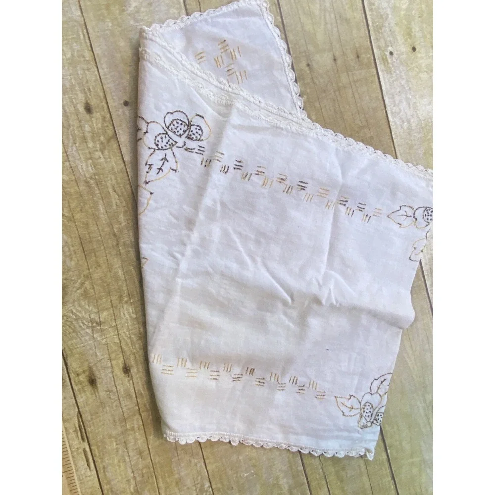 Hand Stitch Table Runner Flower Yellow Brown‎ Floral 40x30